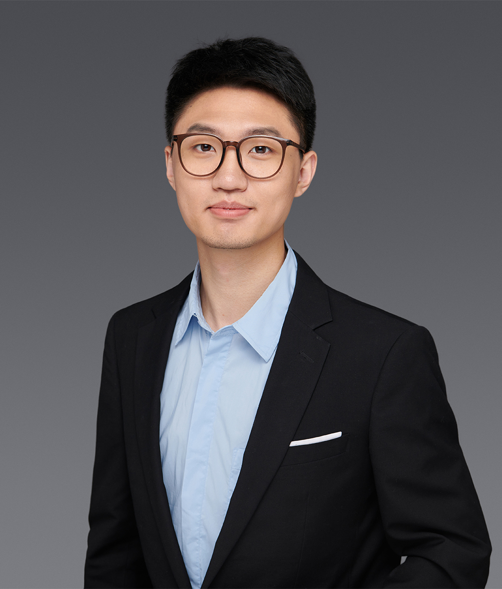 head shot of Guoliang (Bond) Zhang